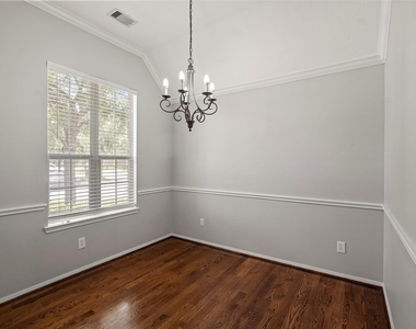 6907 Birnam Garden Lane - Photo Thumbnail 3