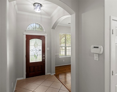 6907 Birnam Garden Lane - Photo Thumbnail 2