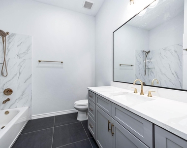 2716 Spence Street - Photo Thumbnail 20