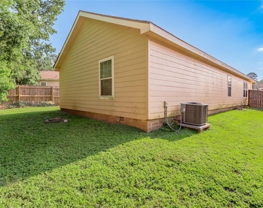 164 Varsity Drive - Photo Thumbnail 35