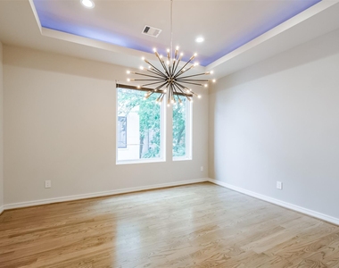 711 W Clay Street - Photo Thumbnail 19