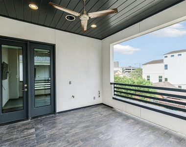 711 W Clay Street - Photo Thumbnail 28
