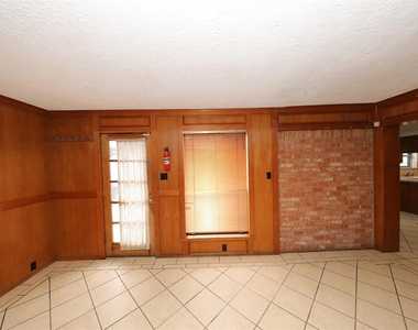 8519 Leader Street - Photo Thumbnail 22