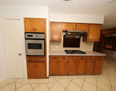 8519 Leader Street - Photo Thumbnail 17