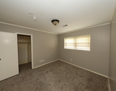 8519 Leader Street - Photo Thumbnail 13
