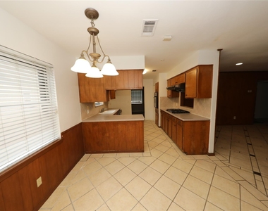 8519 Leader Street - Photo Thumbnail 15