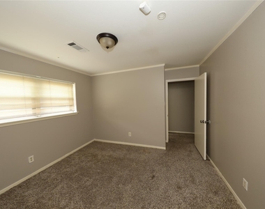 8519 Leader Street - Photo Thumbnail 14