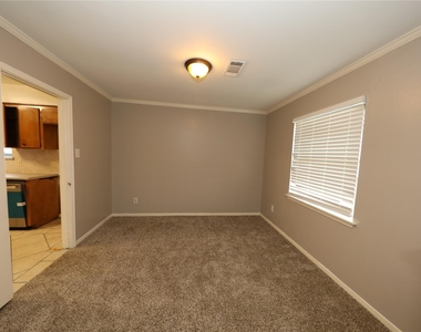 8519 Leader Street - Photo Thumbnail 3
