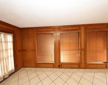 8519 Leader Street - Photo Thumbnail 21
