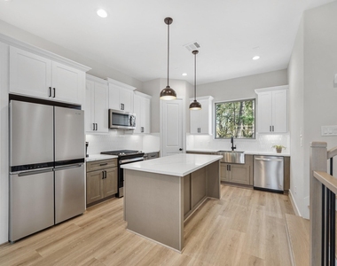 5320 Creekmont Timbers Trail - Photo Thumbnail 11