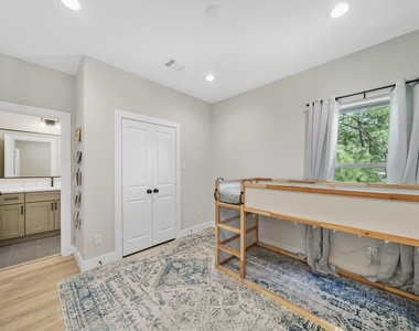5320 Creekmont Timbers Trail - Photo Thumbnail 29