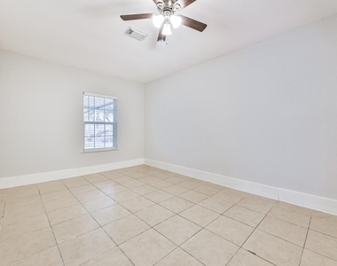 5855 Beldart Street - Photo Thumbnail 11