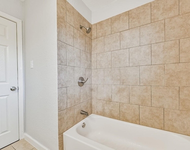 5855 Beldart Street - Photo Thumbnail 19