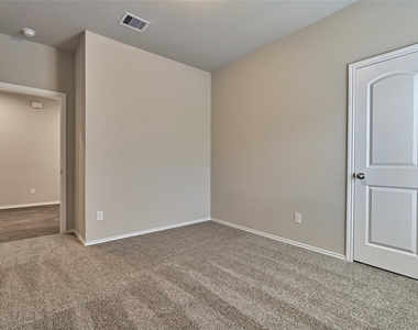 13868 Rock Island Trail - Photo Thumbnail 13