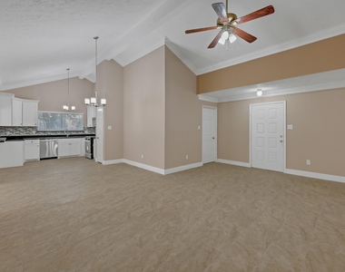2910 Norwich Street - Photo Thumbnail 5