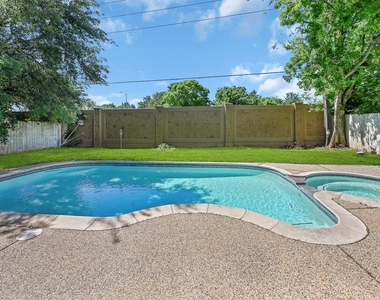 2910 Norwich Street - Photo Thumbnail 23