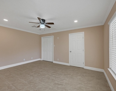 2910 Norwich Street - Photo Thumbnail 20