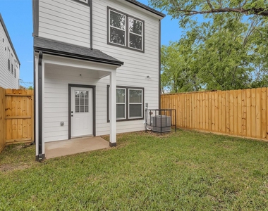 6918 Dumble Street - Photo Thumbnail 28