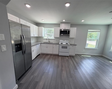 8115 Denton Street - Photo Thumbnail 8