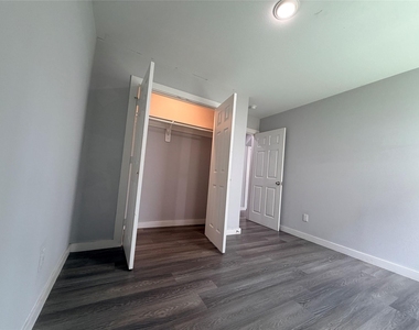 8115 Denton Street - Photo Thumbnail 16