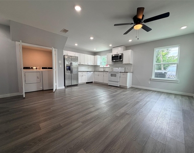 8115 Denton Street - Photo Thumbnail 5