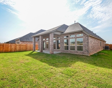 1326 Watercrest Park Lane - Photo Thumbnail 27