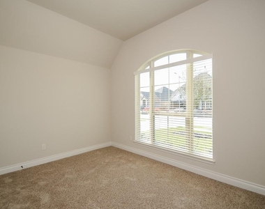 1326 Watercrest Park Lane - Photo Thumbnail 19