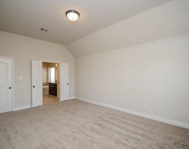 1326 Watercrest Park Lane - Photo Thumbnail 12