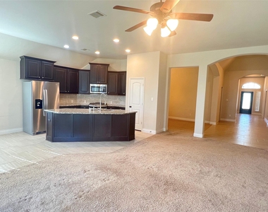 1326 Watercrest Park Lane - Photo Thumbnail 5