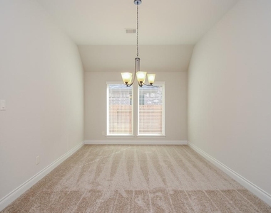 1326 Watercrest Park Lane - Photo Thumbnail 9