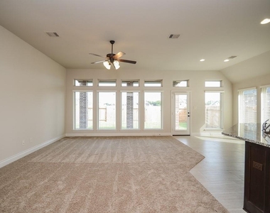 1326 Watercrest Park Lane - Photo Thumbnail 6