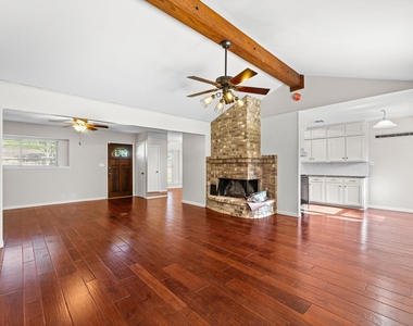 2562 Kevin Lane - Photo Thumbnail 5