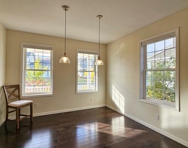 252 N Jefferson - Photo Thumbnail 5