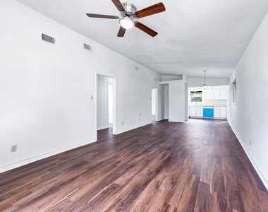 2809 5th Avenue N - Photo Thumbnail 11