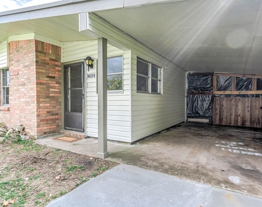 2809 5th Avenue N - Photo Thumbnail 4