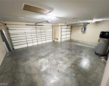 2032 Nw 5th Street - Photo Thumbnail 14
