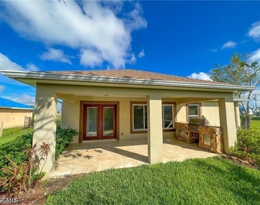 2032 Nw 5th Street - Photo Thumbnail 17