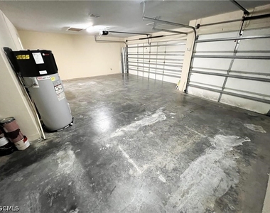 2032 Nw 5th Street - Photo Thumbnail 13