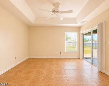 509 Ne 24th Place - Photo Thumbnail 5