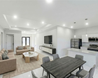 3617 Nw 38th Terrace - Photo Thumbnail 5