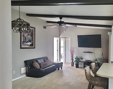 506 Se 26th Street - Photo Thumbnail 3