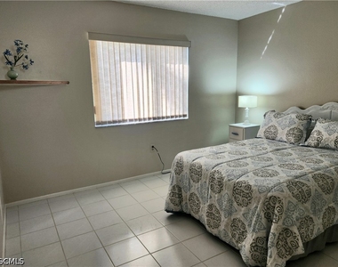 1064 Villa Drive - Photo Thumbnail 18