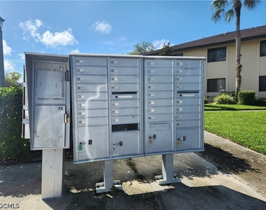 1064 Villa Drive - Photo Thumbnail 23
