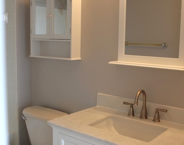 15605 Ocean Walk Circle - Photo Thumbnail 8