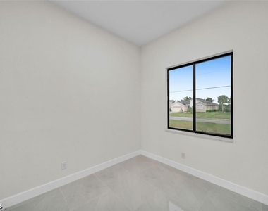 16229 Cape Horn Boulevard - Photo Thumbnail 6