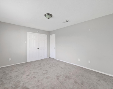 8203 Lone Quail Drive - Photo Thumbnail 24