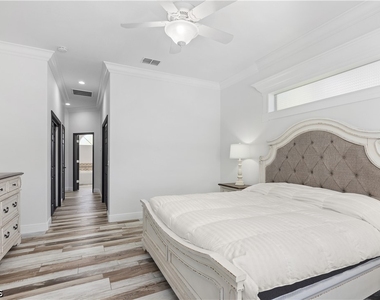 2202 Grove Drive - Photo Thumbnail 29