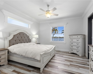 2202 Grove Drive - Photo Thumbnail 28