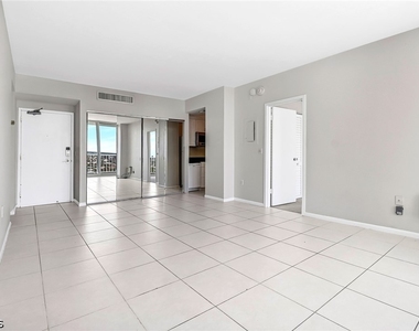 140 Seaview Ct Seaview Court - Photo Thumbnail 7