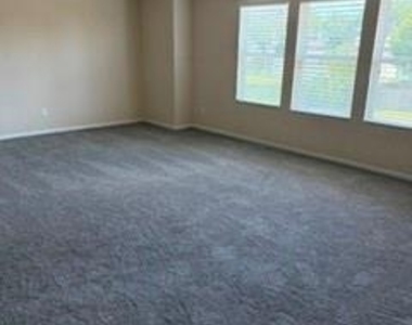 18607 Windy Stone Drive - Photo Thumbnail 9